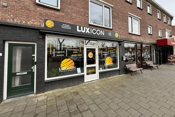 showroom van luxicon